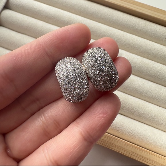 Vintage Carolee Rhinestone Pave Clip On Earrings - Picture 11 of 11